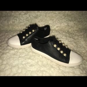 Mossimo Tennis Shoes